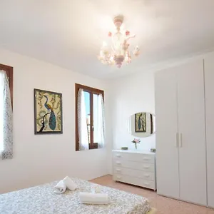  Apartment Casa Diana Italy